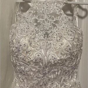 Beautiful white dress. Size 6